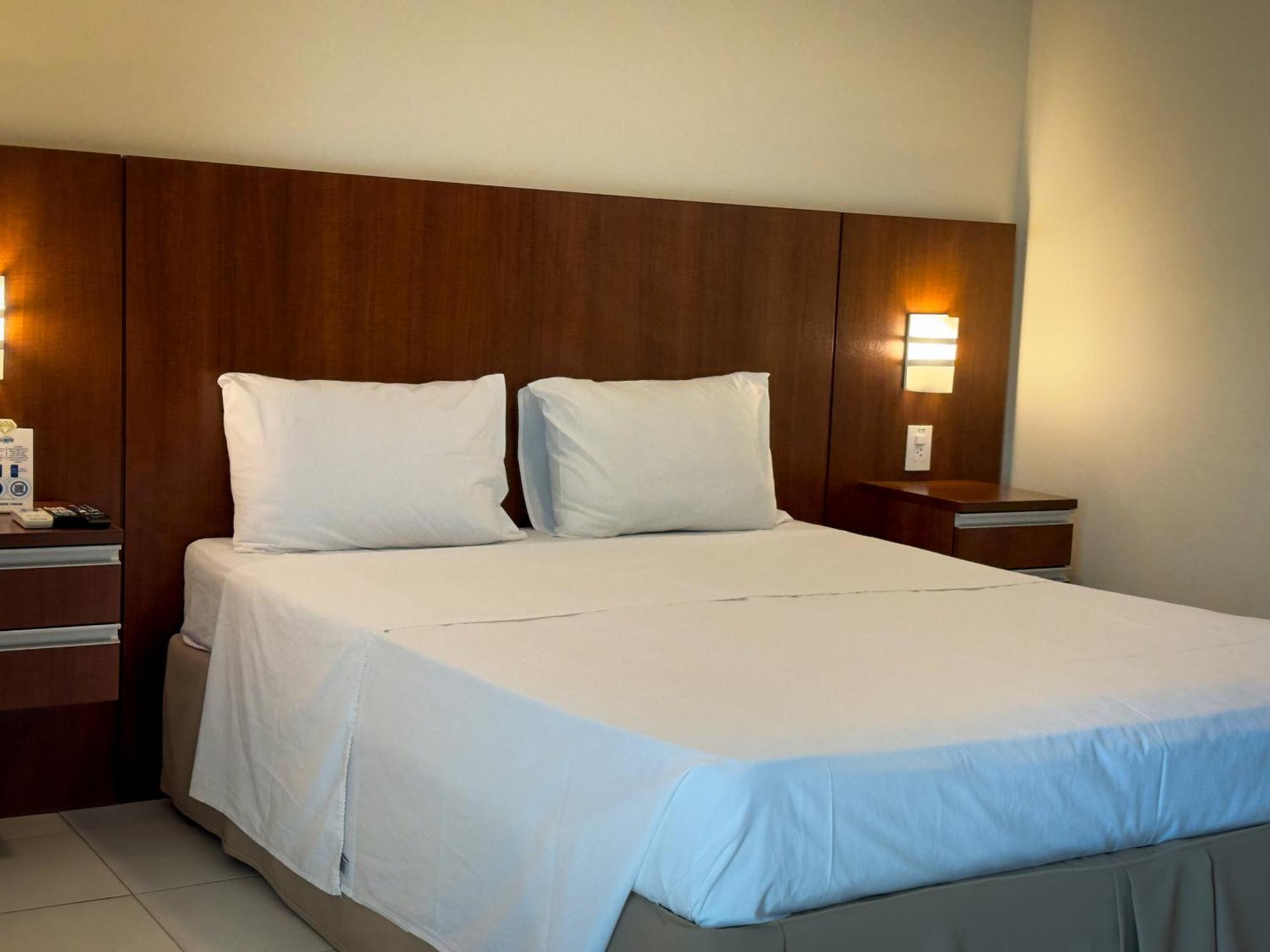 Hotel Cianorte Diamond Bagian luar foto