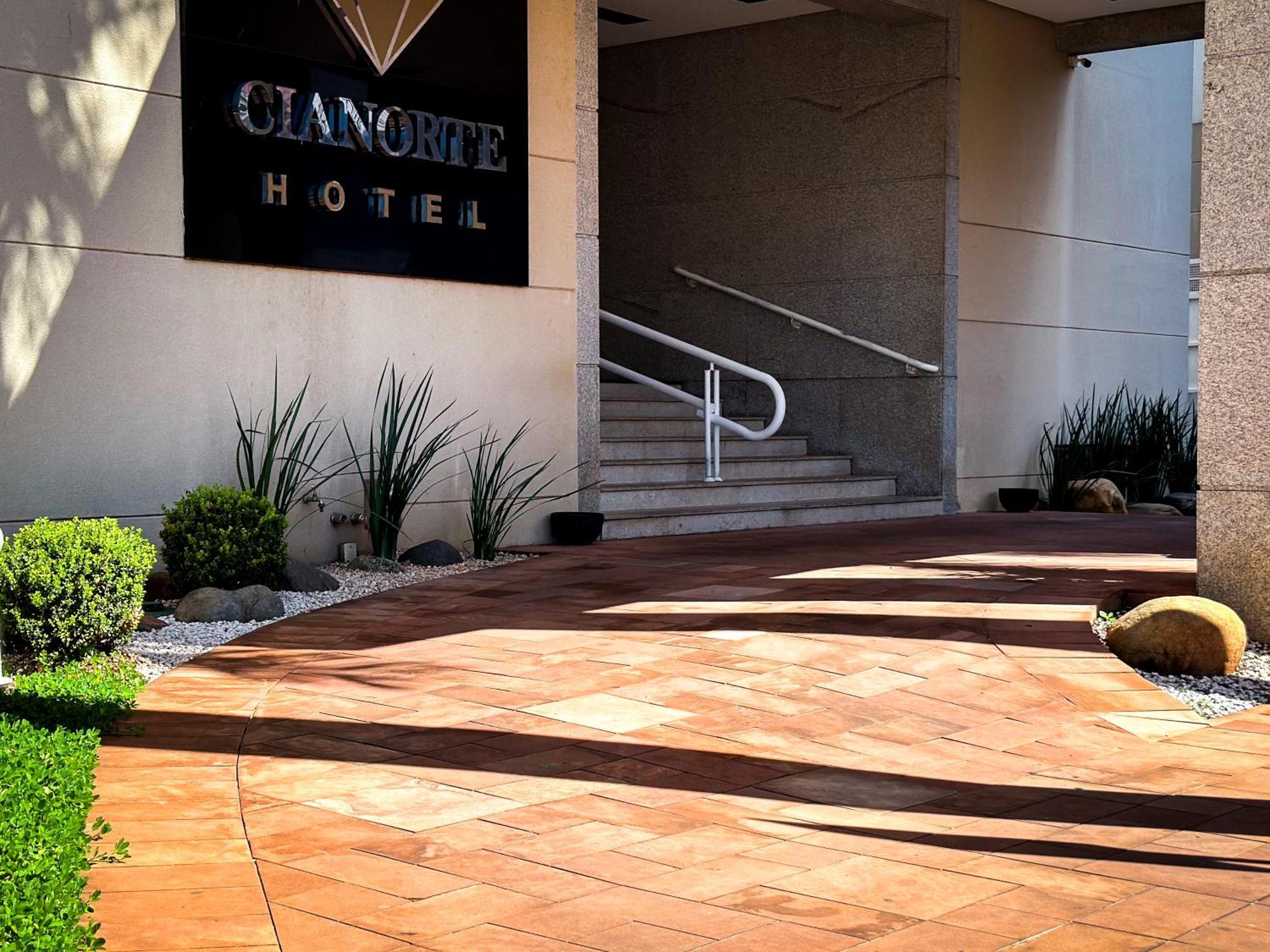 Hotel Cianorte Diamond Bagian luar foto