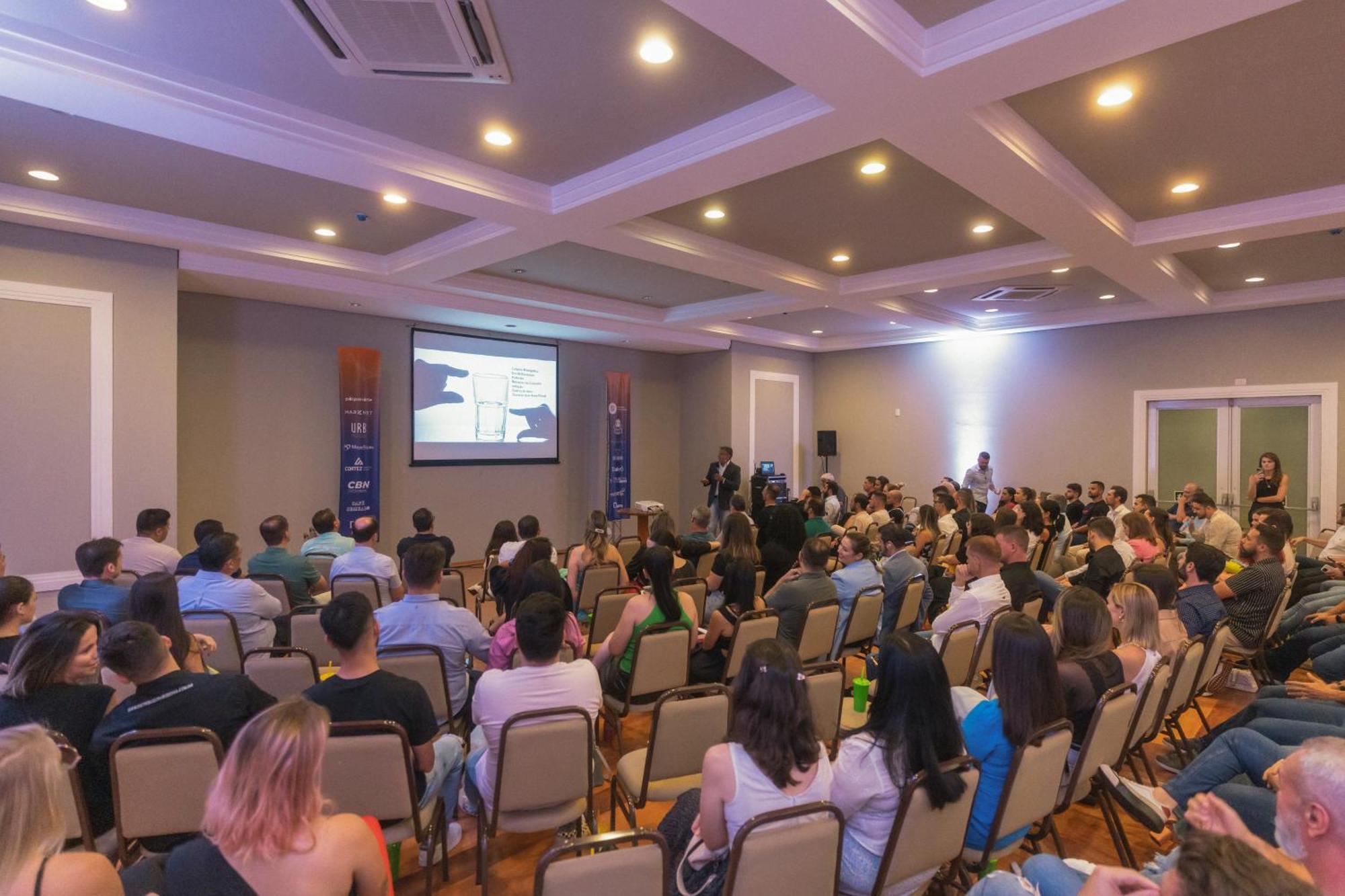 Hotel Cianorte Diamond Bagian luar foto